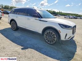 Lincoln Aviator 2025 3