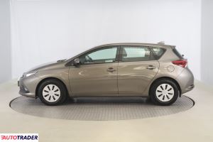 Toyota Auris 2018 1.6 130 KM