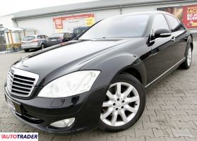 Mercedes S-klasa 2006 5.5 387 KM