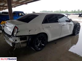 Chrysler 300C 2021 3