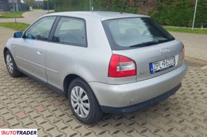 Audi A3 2000 1.6 102 KM