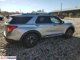 Ford Explorer 2021 2