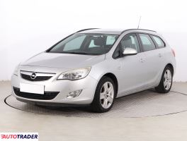 Opel Astra 2011 1.4 138 KM Opel Astra 2011 1.4 138 KM