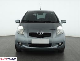 Toyota Yaris 2006 1.3 85 KM Toyota Yaris 2006 1.3 85 KM