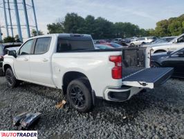 Chevrolet Silverado 2021 3