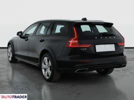 Volvo V60 Cross Country 2021 2.0 194 KM