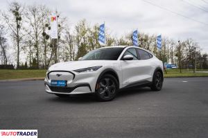 Ford Mustang 2021 296 KM