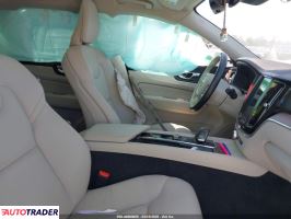 Volvo XC60 2022 2