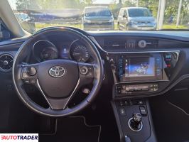 Toyota Auris 2015 1.8 136 KM Toyota Auris 2015 1.8 136 KM