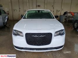 Chrysler 300C 2023 3