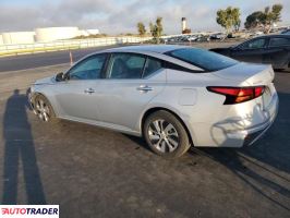 Nissan Altima 2021 2