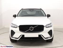 Volvo XC60 2023 2.0 194 KM