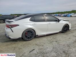 Toyota Camry 2023 3