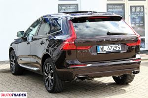 Volvo XC60 2020 2.0 235 KM