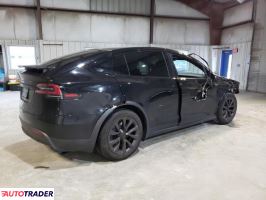 Tesla Model X 2024