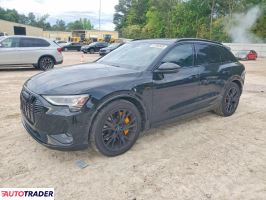 Audi E-tron - zobacz ofertę
