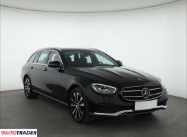 Mercedes E-klasa 2021 2.0 301 KM