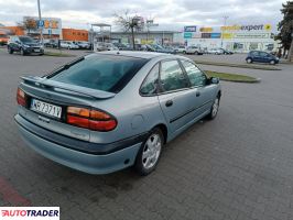 Renault Laguna 2000 1.8 120 KM