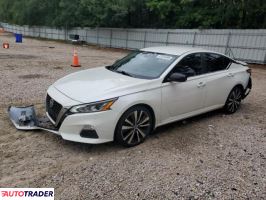 Nissan Altima - zobacz ofertę