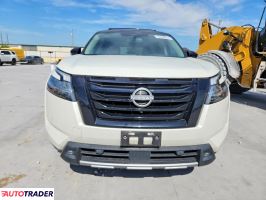 Nissan Pathfinder 2022 3
