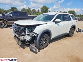 Nissan Pathfinder 2022 3