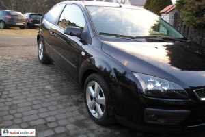 Ford Focus 2005 2.0 136 KM