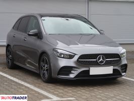 Mercedes B-klasa 2020 1.3 134 KM