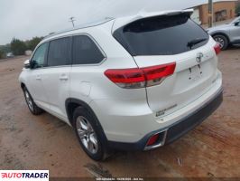 Toyota Highlander 2019 3