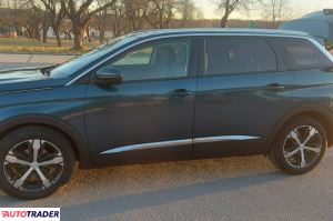 Peugeot 5008 2018 1.5 130 KM