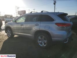 Toyota Highlander 2019 3