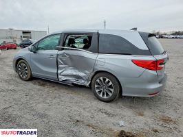 Honda Odyssey 2021 3