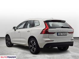 Volvo XC60 2019 2.0 197 KM