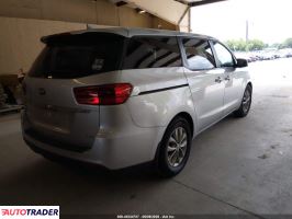 Kia Sedona 2020 3