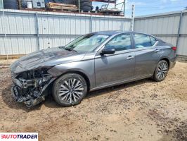 Nissan Altima 2025 2