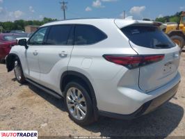 Toyota Highlander 2023 2 Toyota Highlander 2023 2
