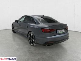 Audi A4 2023 2.0 150 KM