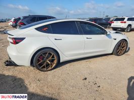 Tesla Model 3 2025