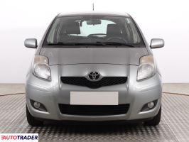 Toyota Yaris 2010 1.3 99 KM