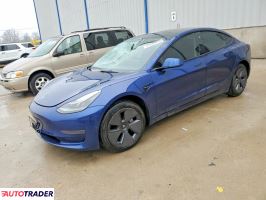 Tesla Model 3 2023