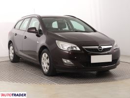 Opel Astra 2011 1.6 113 KM