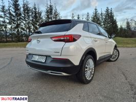 Opel Grandland X 2018 1.2 131 KM
