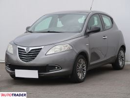 Lancia Ypsilon 2012 1.2 68 KM