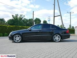 Mercedes E-klasa 2004 5.0 306 KM