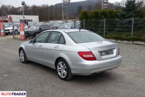Mercedes C-klasa 2012 2.1 120 KM