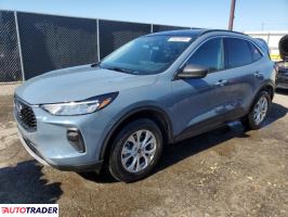 Ford Escape - zobacz ofertę