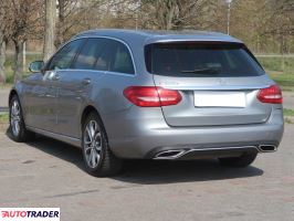 Mercedes C-klasa 2015 2.0 274 KM
