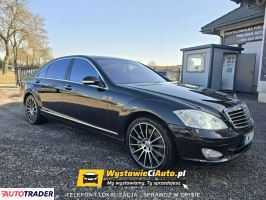 Mercedes S-klasa 2008 5.5 388 KM
