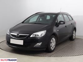 Opel Astra 2012 1.4 118 KM