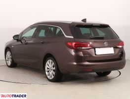 Opel Astra 2016 1.4 123 KM