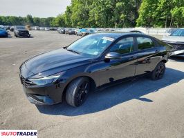 Hyundai Elantra - zobacz ofertę